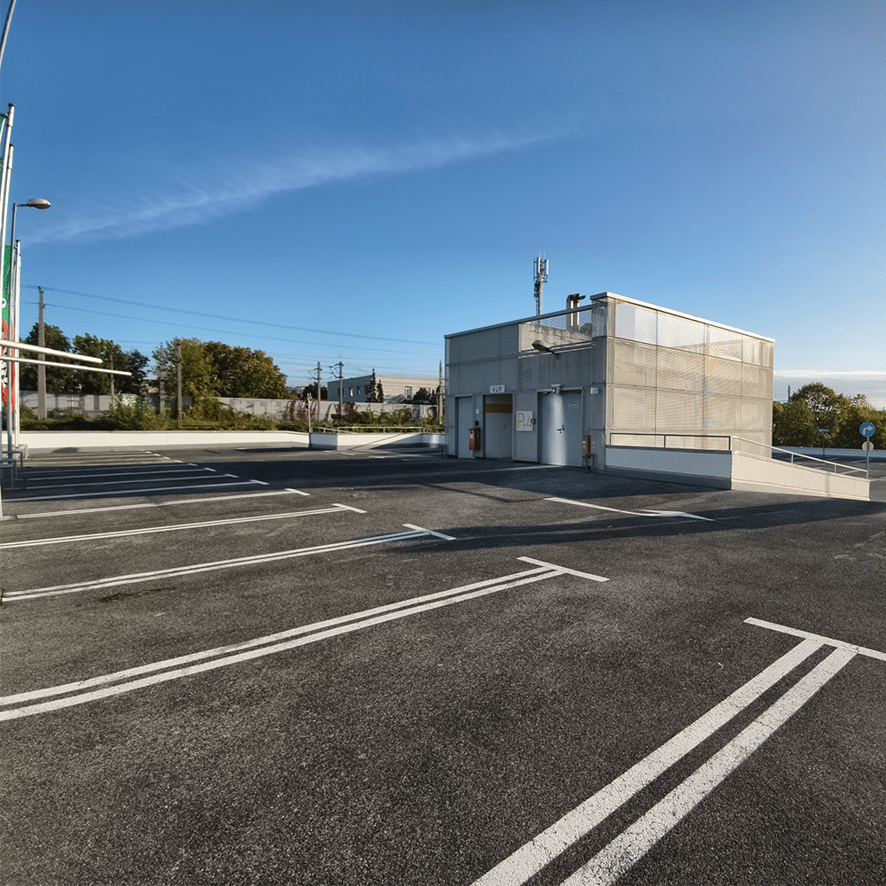 Leiner_Wien_West_square